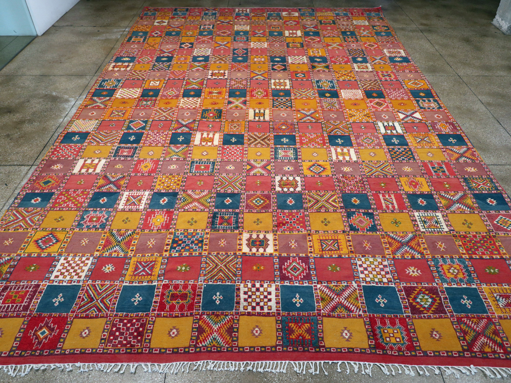 Vintage Moroccan Oversize Carpet, No.25717 - Gss