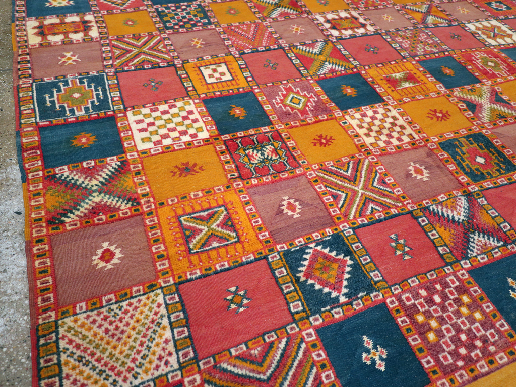 Vintage Moroccan Oversize Carpet, No.25717 - Gss