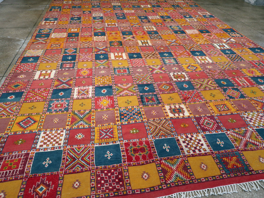 Vintage Moroccan Oversize Carpet, No.25717 - Gss