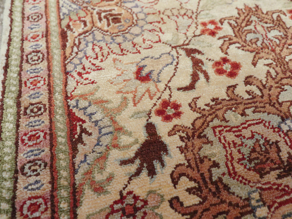 Vintage Turkish Herekeh Silk Rug, No.25721 - Gss