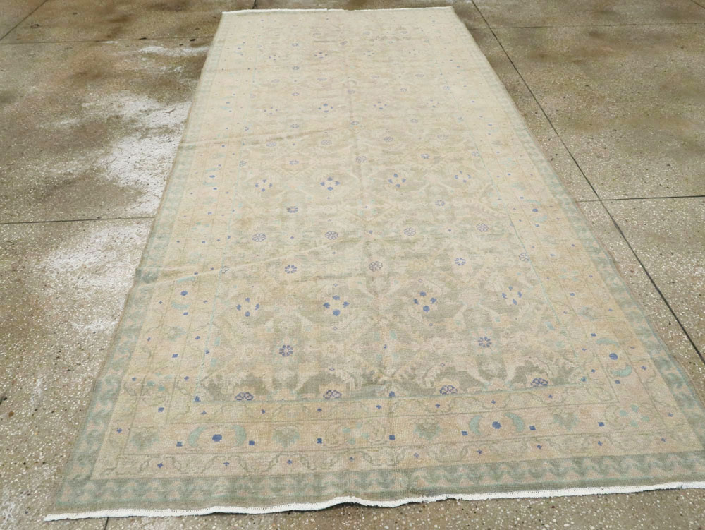 Vintage Persian Malayer Gallery Carpet, No.25742 - Gss