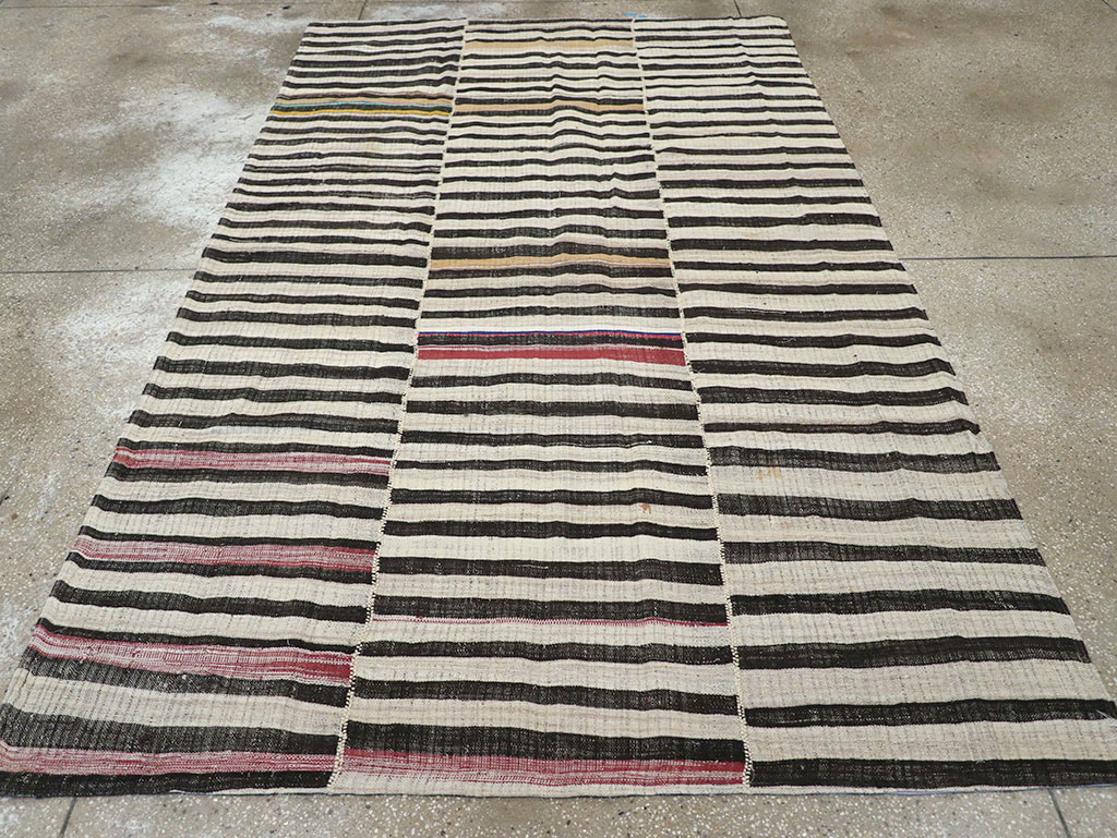 Vintage Persian Flatweave Kilim Accent Rug, No.25843 - Gss