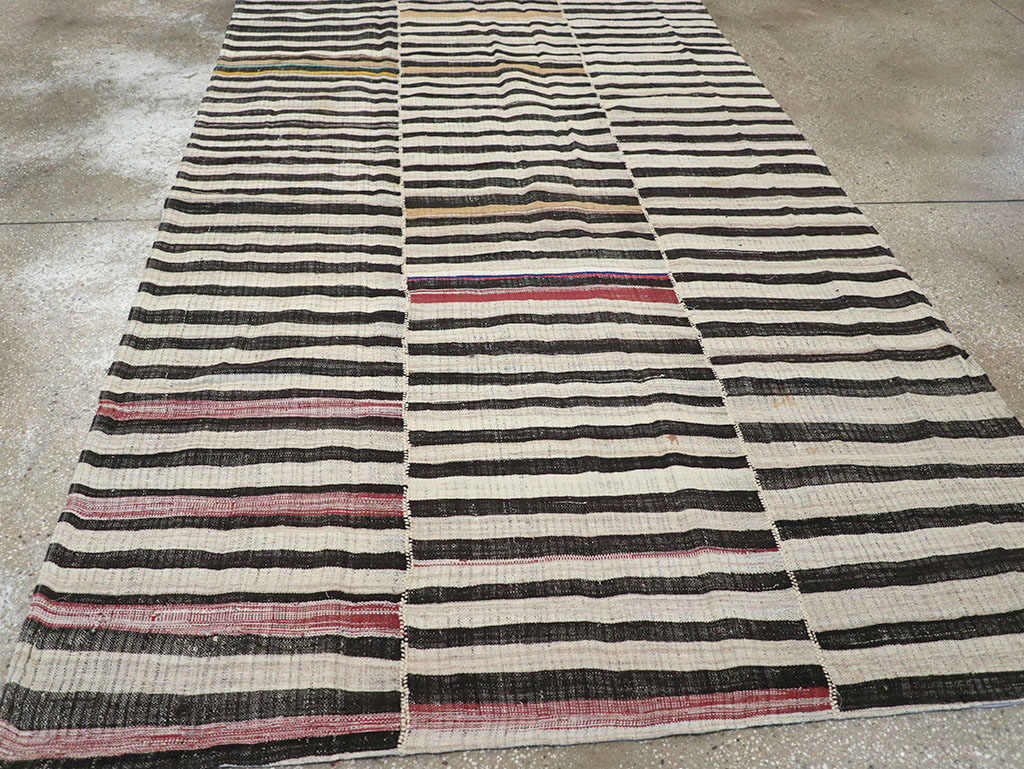 Vintage Persian Flatweave Kilim Accent Rug, No.25843 - Gss