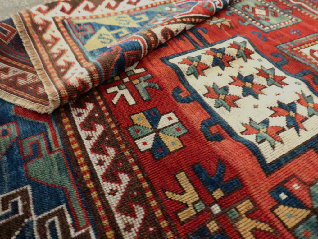 Antique Caucasian Kazak Accent Carpet, No.25858 - Gss