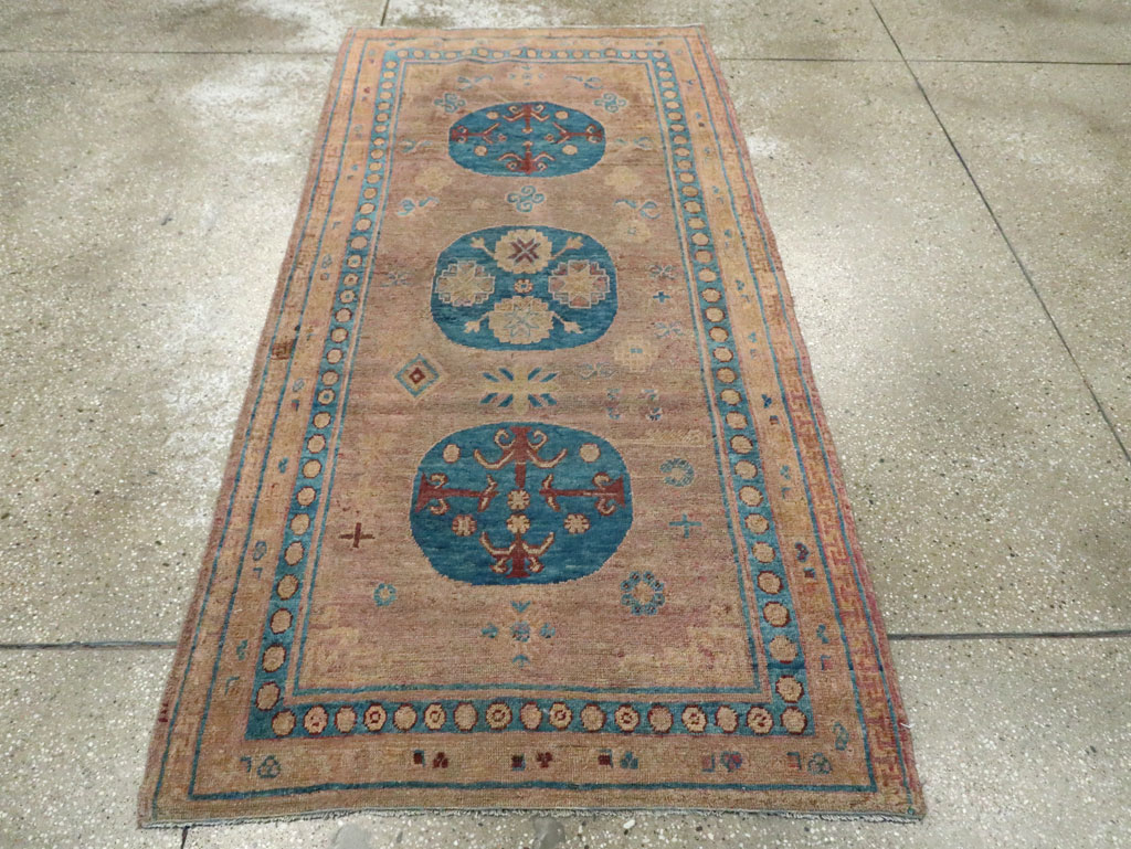 Antique East Turkestan Khotan Accent Rug, No.25862 - Gss