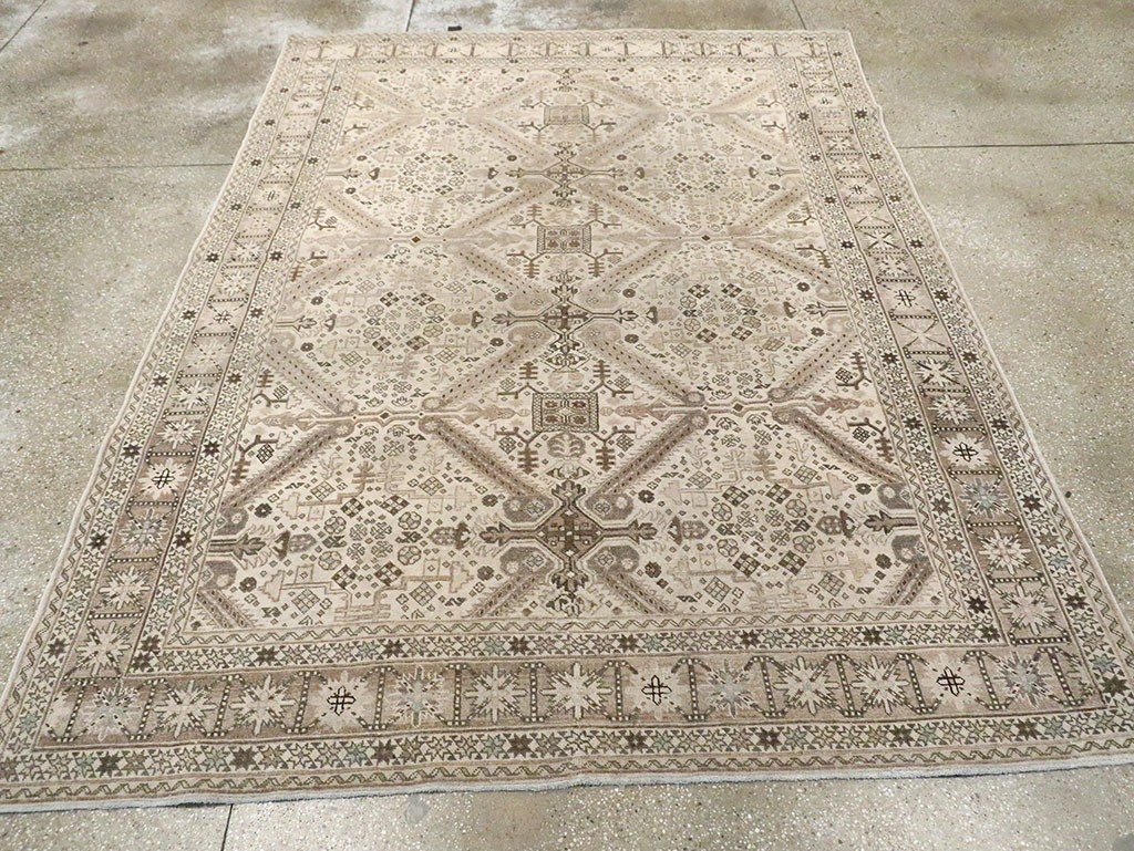 Vintage Persian Tabriz Accent Carpet, No.25866 - Gss