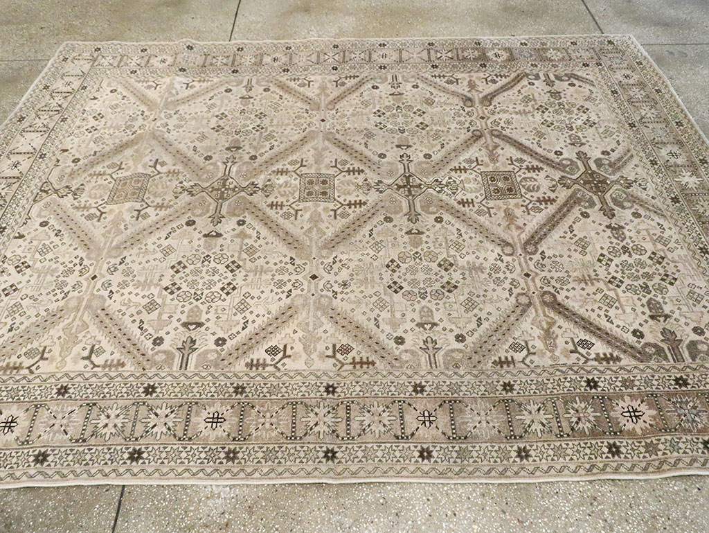 Vintage Persian Tabriz Accent Carpet, No.25866 - Gss
