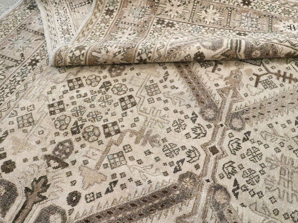 Vintage Persian Tabriz Accent Carpet, No.25866 - Gss