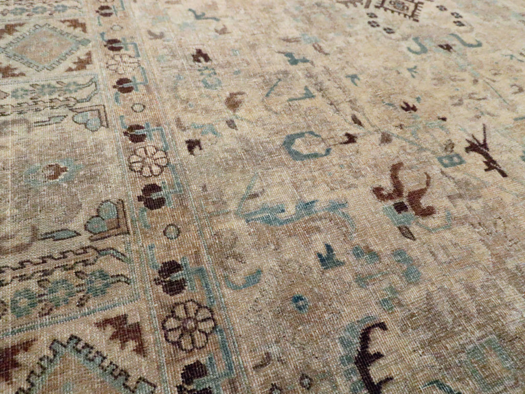 Vintage Persian Tabriz Accent Carpet, No.25867 - Gss