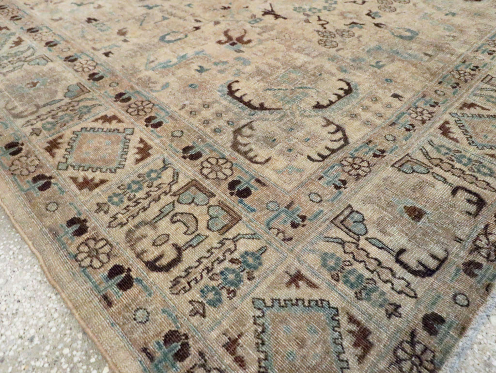 Vintage Persian Tabriz Accent Carpet, No.25867 - Gss