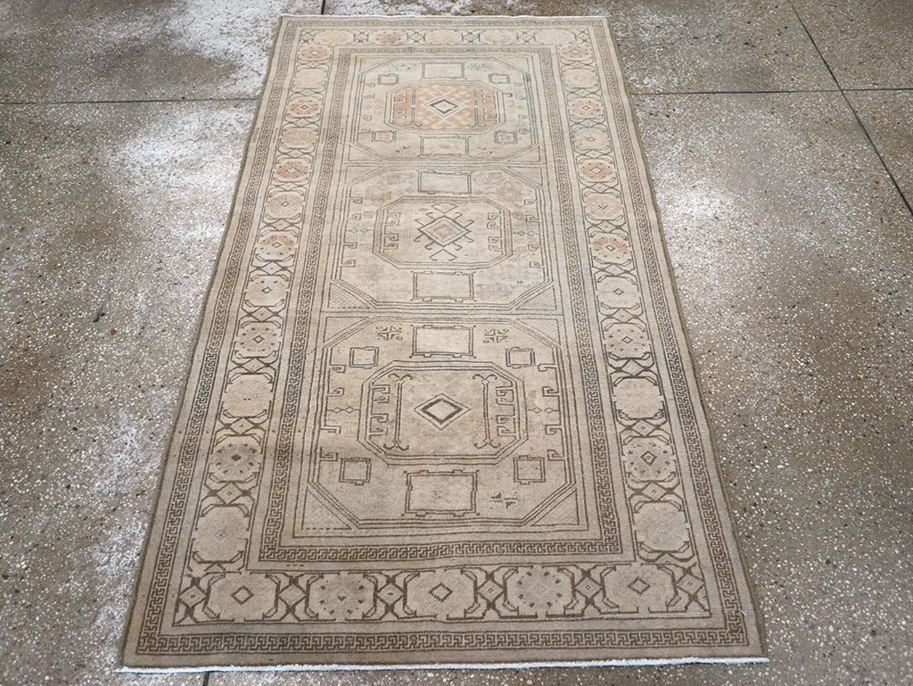 Antique Persian Tabriz Throw Rug, No.25869 - Gss