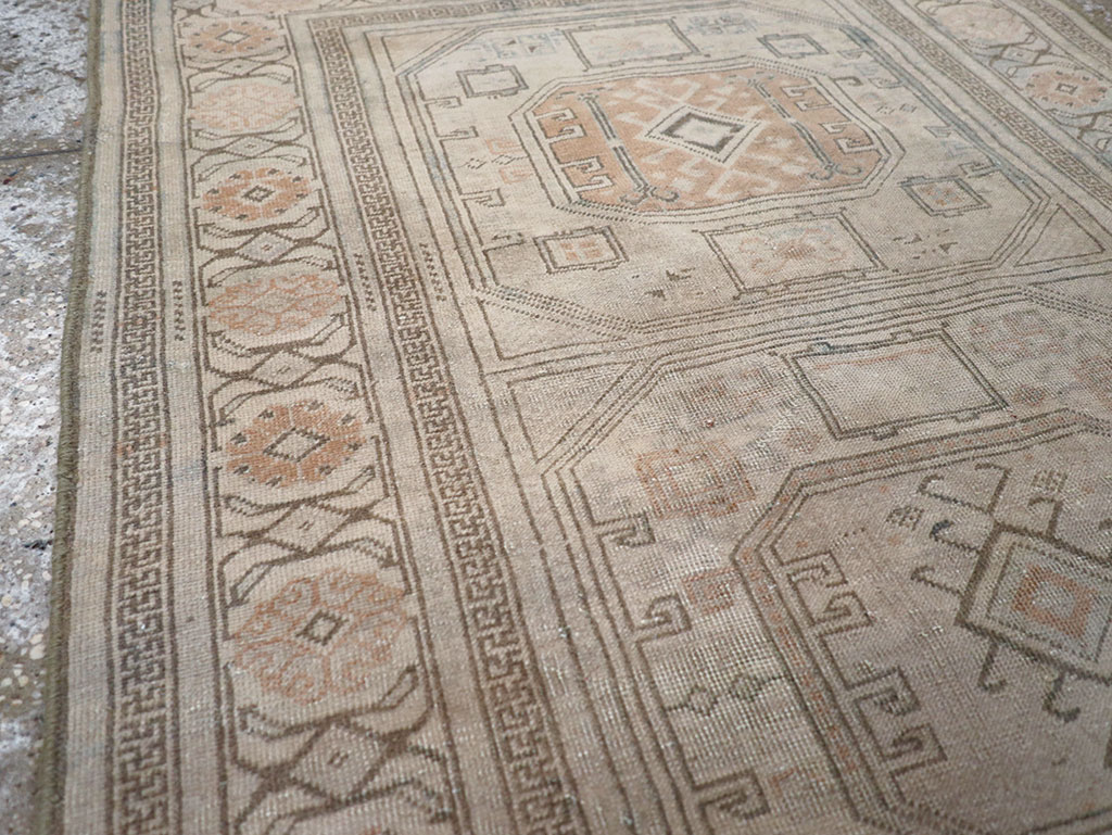 Antique Persian Tabriz Throw Rug, No.25869 - Gss