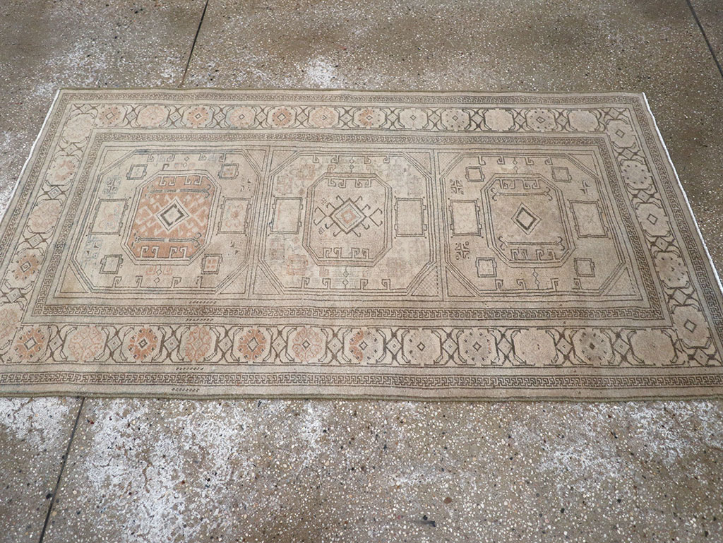 Antique Persian Tabriz Throw Rug, No.25869 - Gss