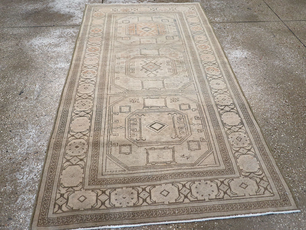 Antique Persian Tabriz Throw Rug, No.25869 - Gss