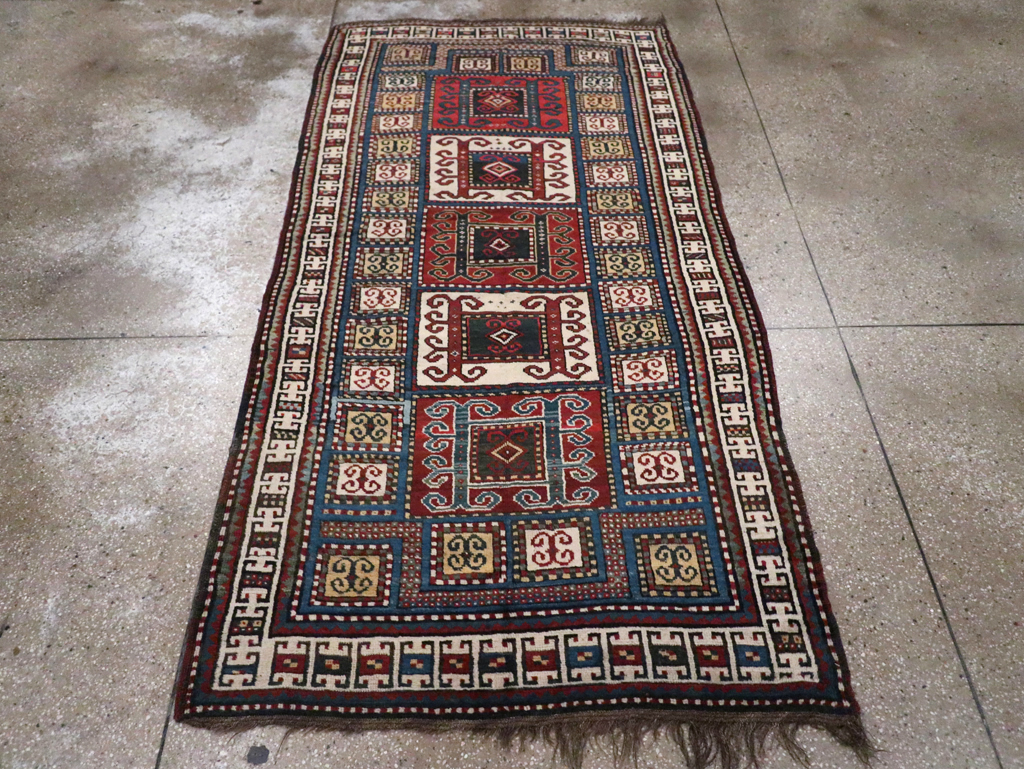 Antique Caucasian Kazak Rug, No.25877 - Gss