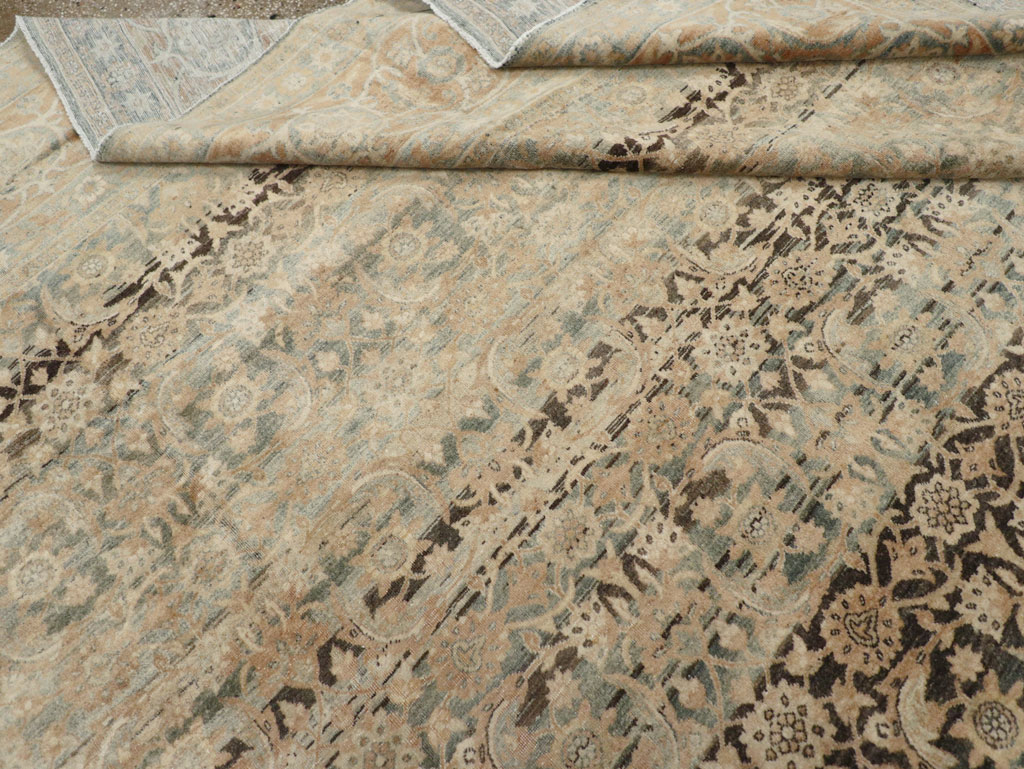 Antique Persian Lavar Kerman Carpet, No.25884 - Gss