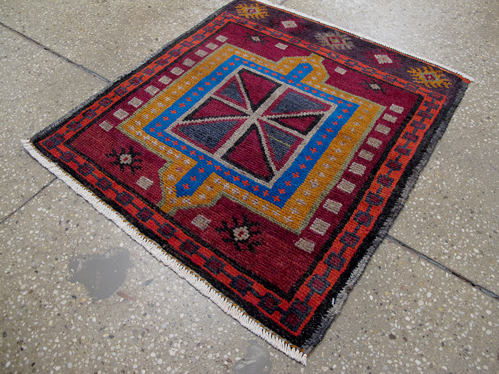 Vintage Persian Hamadan Rug, No.25931 - Gss