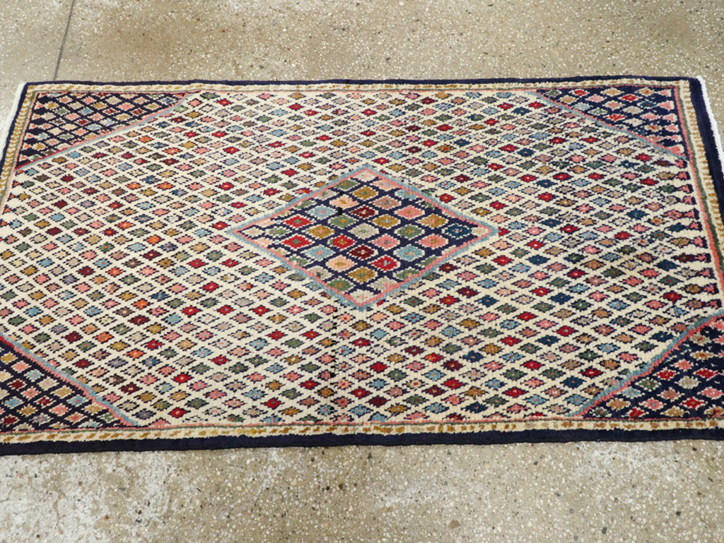 Vintage Persian Hamadan Rug, No.25932 - Gss