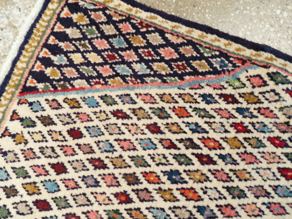 Vintage Persian Hamadan Rug, No.25932 - Gss