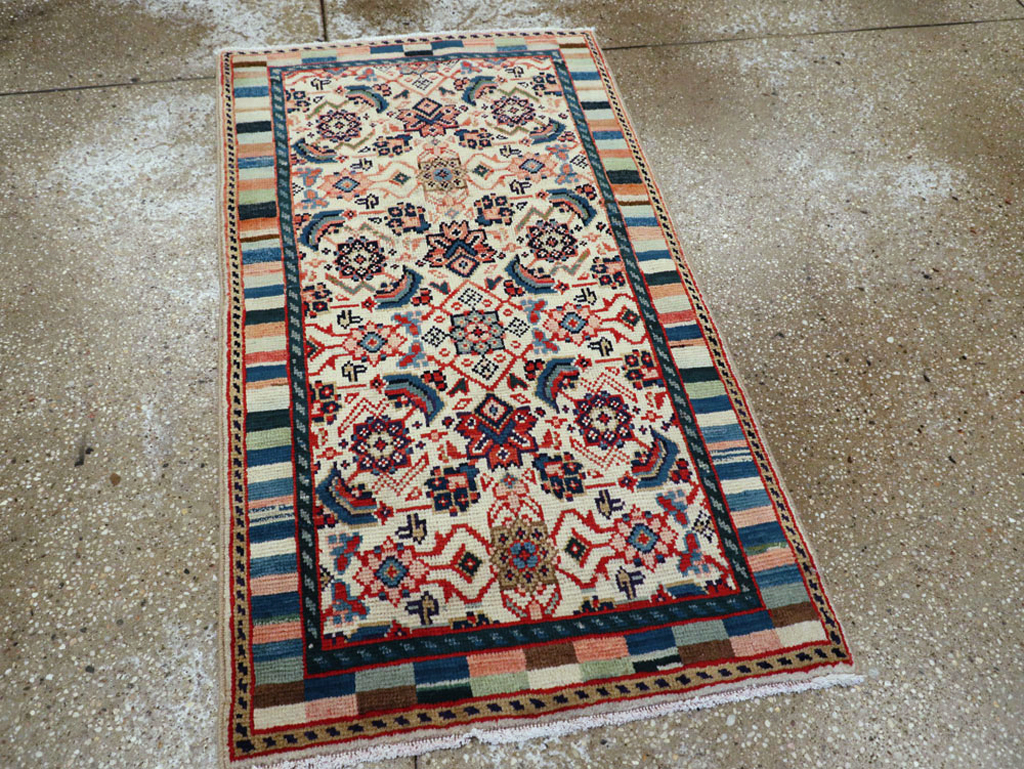 Vintage Persian Hamadan Rug, No.25947 - Gss