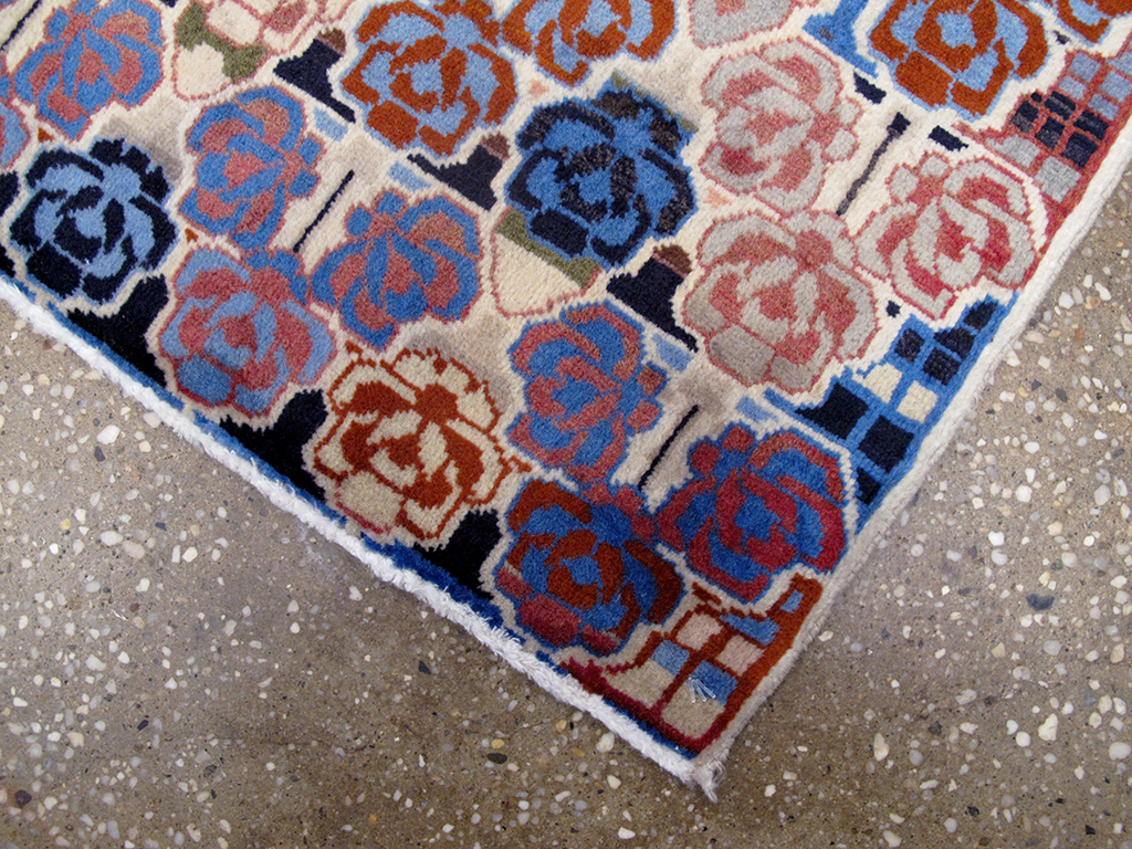 Vintage Persian Tabriz Rug, No.25972 - Gss