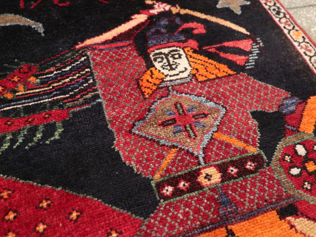 Vintage Persian Pictorial Hamadan Rug, No.25979 - Gss