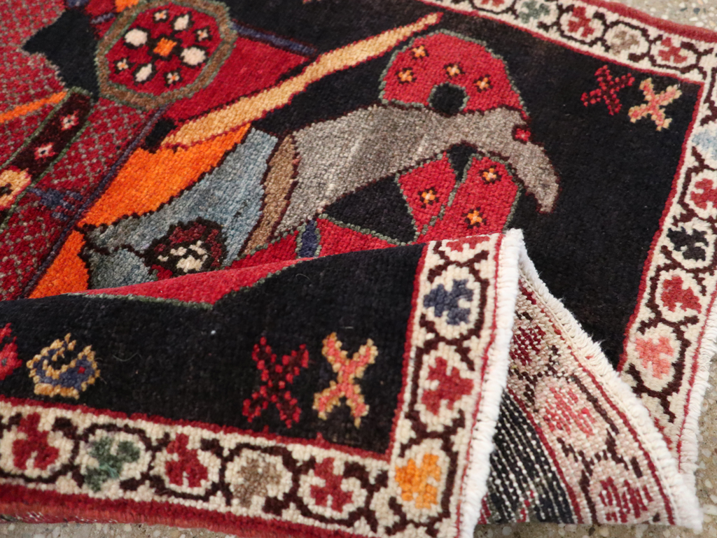 Vintage Persian Pictorial Hamadan Rug, No.25979 - Gss