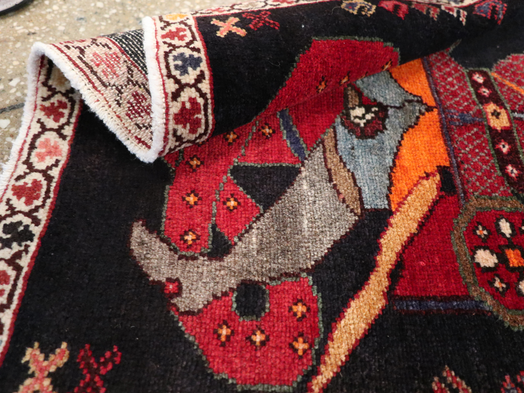 Vintage Persian Pictorial Hamadan Rug, No.25979 - Gss