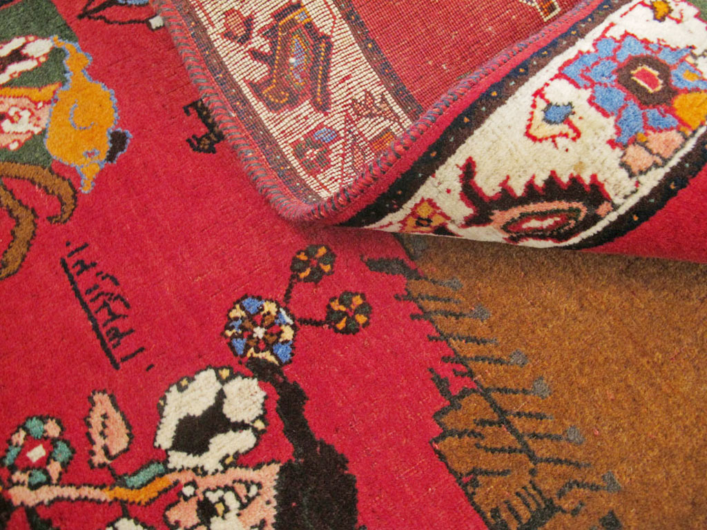 Vintage Persian Pictorial Shiraz Rug, No.25985 - Gss