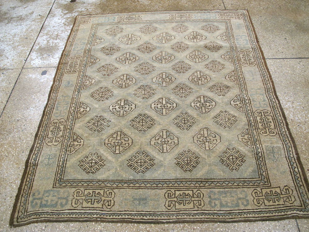Vintage Persian Kurd Square Accent Rug, No.26008 - Gss