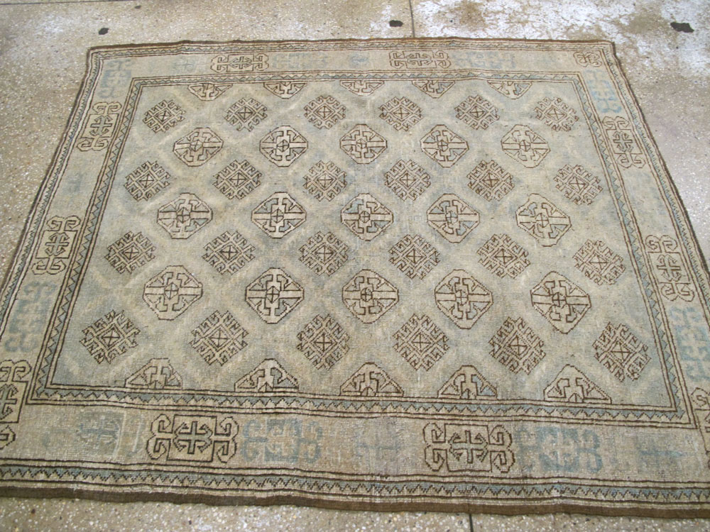 Vintage Persian Kurd Square Accent Rug, No.26008 - Gss