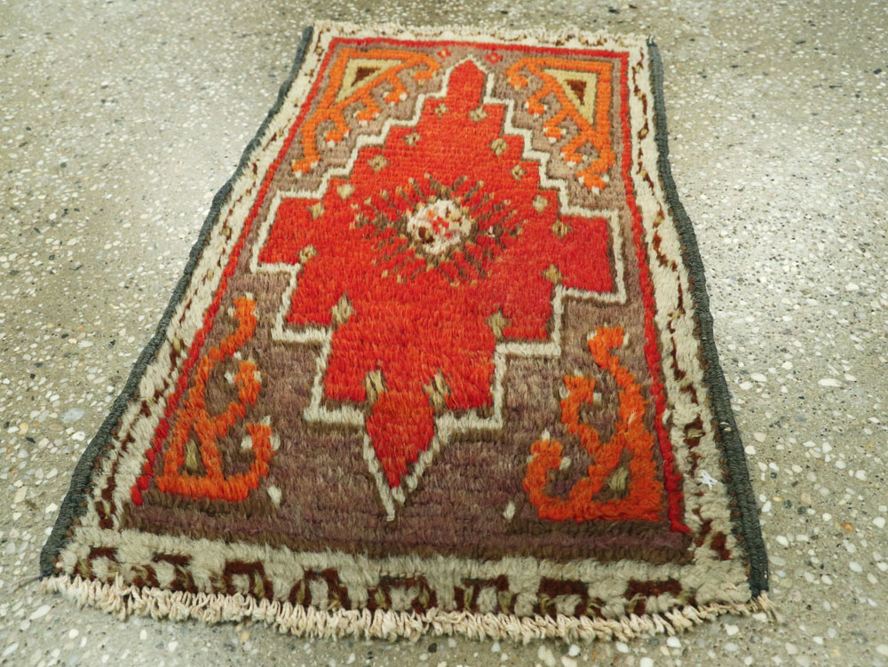 Vintage Turkish Anatolian Throw Rug, No.26032 - Gss