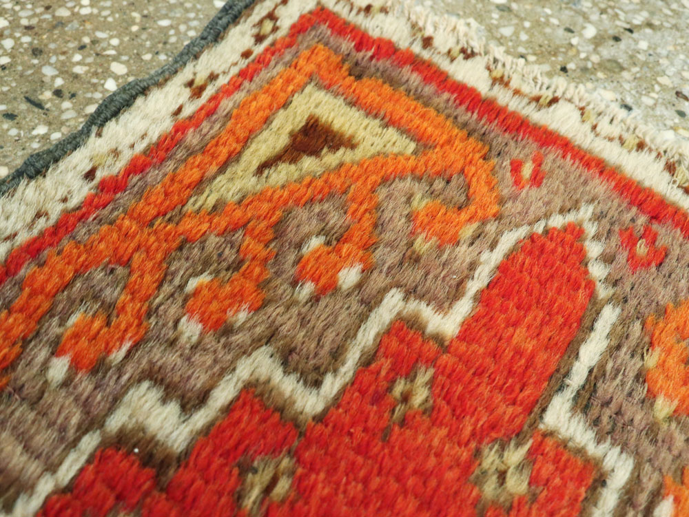Vintage Turkish Anatolian Throw Rug, No.26032 - Gss