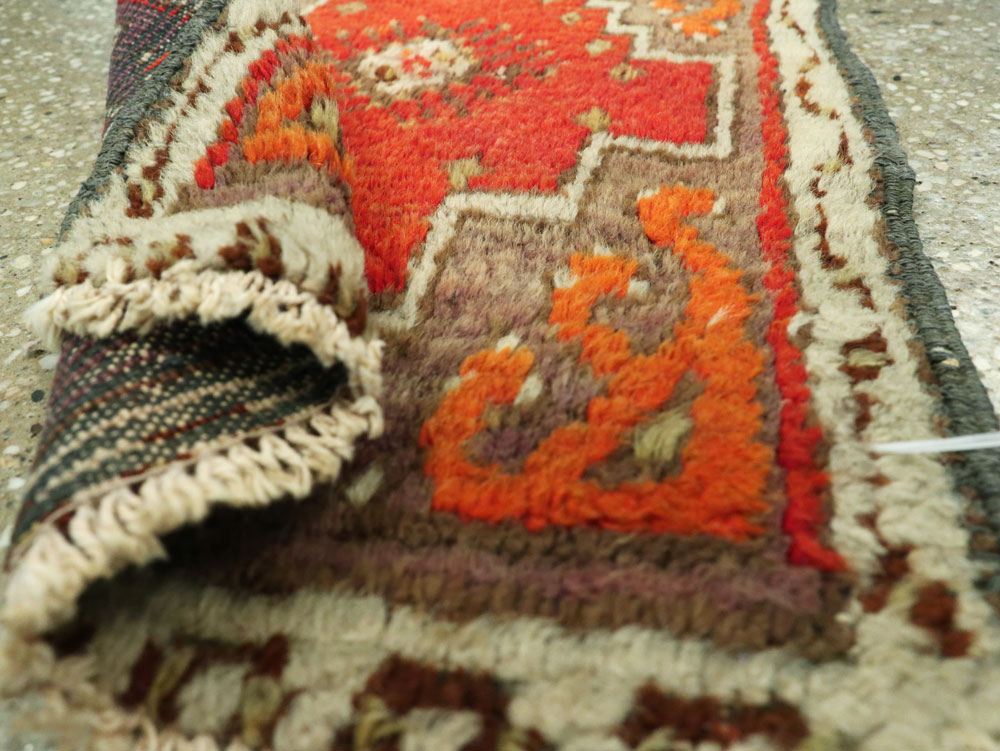 Vintage Turkish Anatolian Throw Rug, No.26032 - Gss