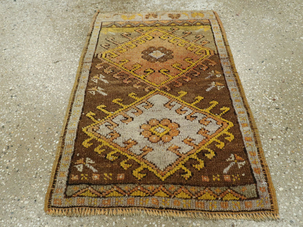 Vintage Turkish Anatolian Throw Rug, No.26036 - Gss