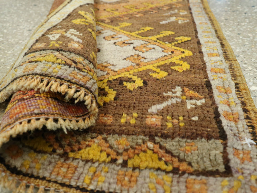 Vintage Turkish Anatolian Throw Rug, No.26036 - Gss