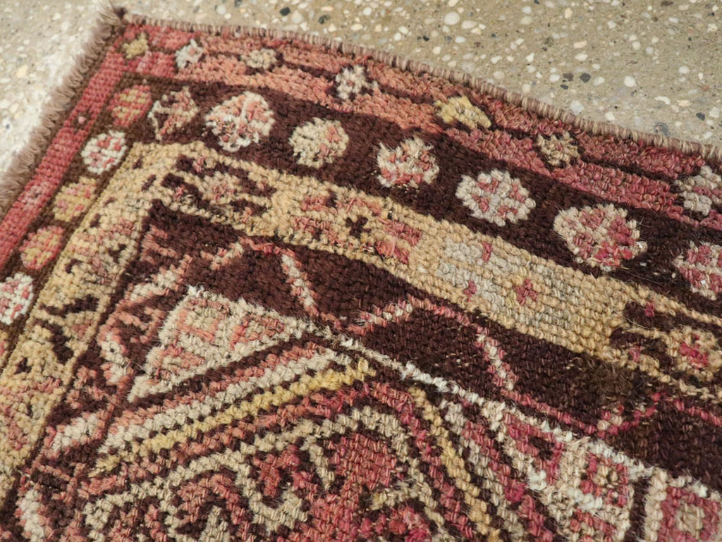 Vintage Turkish Anatolian Throw Rug, No.26037 - Gss