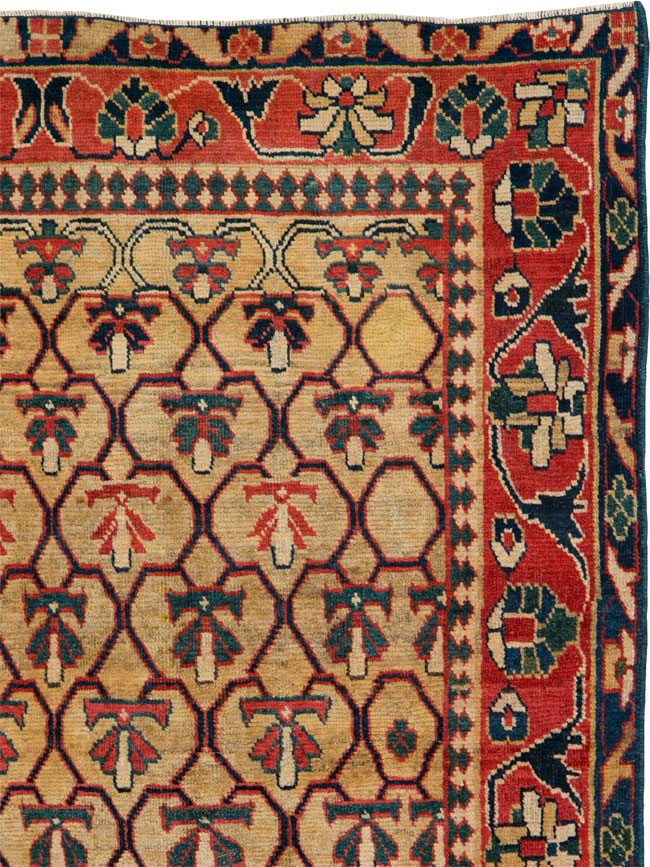 Vintage Persian Fereghan Mahal Rug, No.26129 - Gss