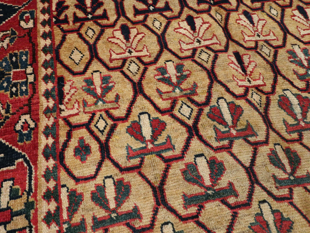 Vintage Persian Fereghan Mahal Rug, No.26129 - Gss