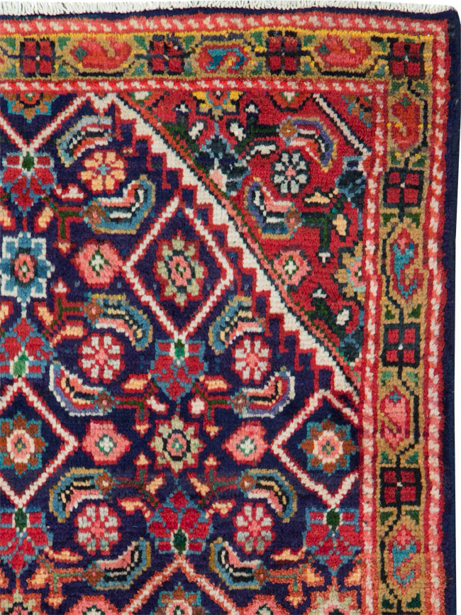 Vintage Persian Mahal Runner, No.26130 - Gss