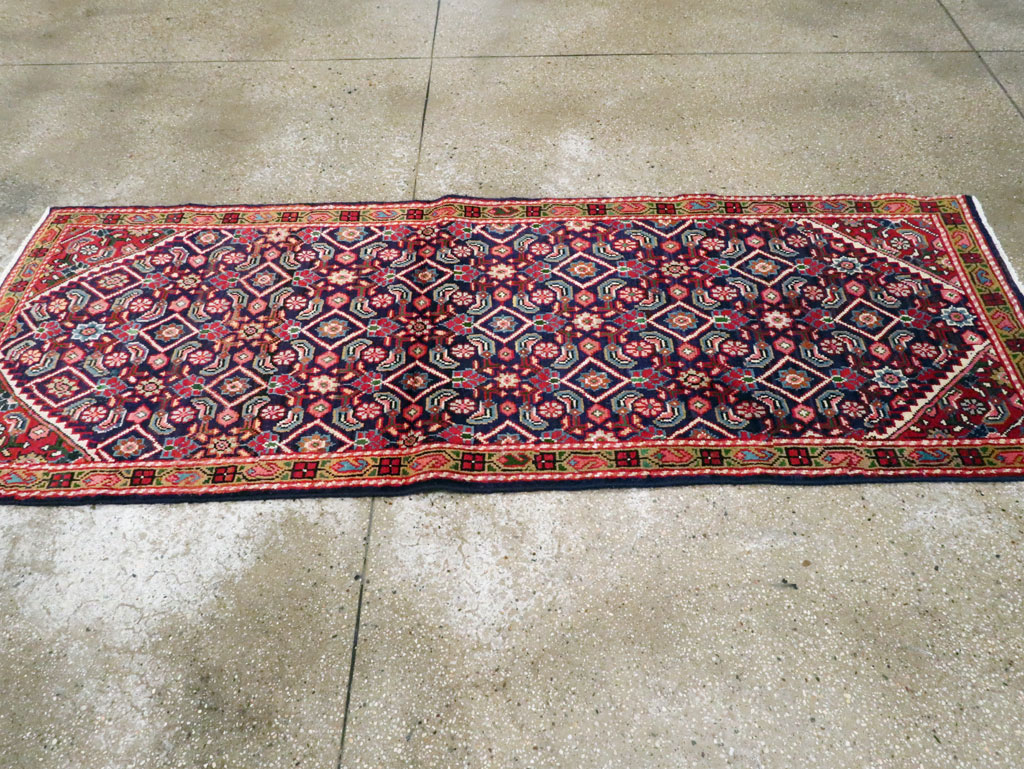 Vintage Persian Mahal Runner, No.26130 - Gss
