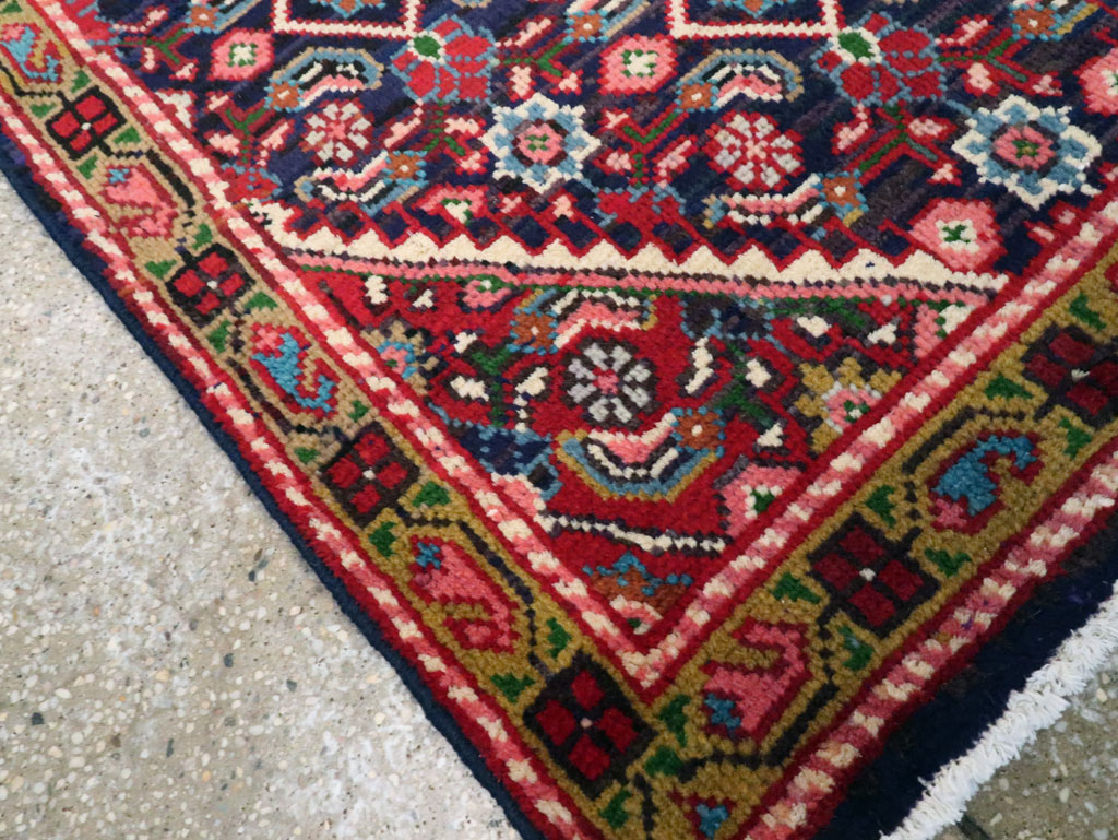 Vintage Persian Mahal Runner, No.26130 - Gss