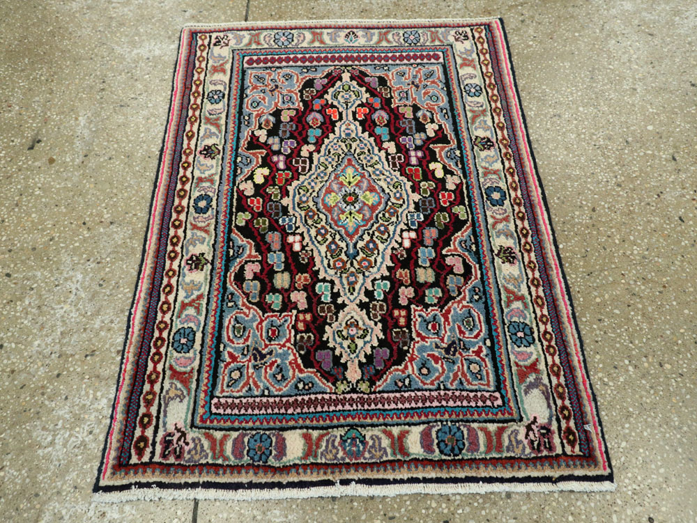 Vintage Persian Hamadan Rug, No.26133 - Gss
