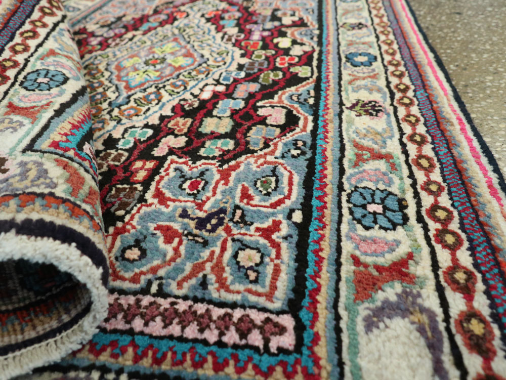 Vintage Persian Hamadan Rug, No.26133 - Gss