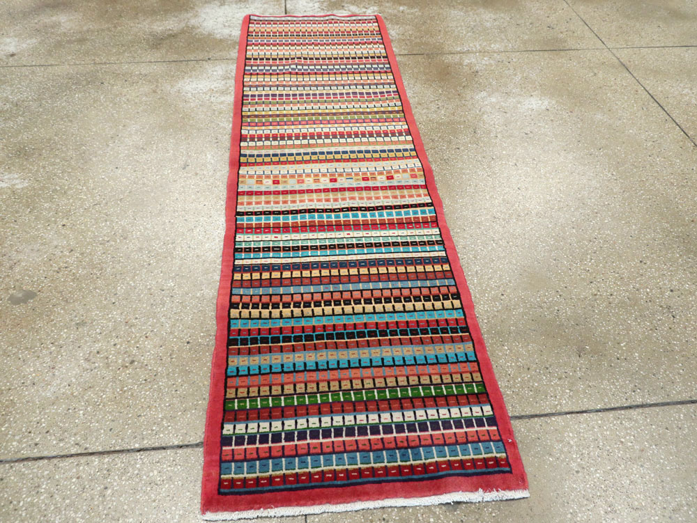Vintage Persian Mahal Runner, No.26218 - Gss