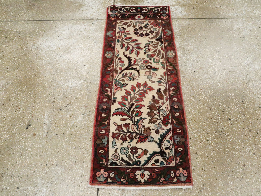 Vintage Persian Hamadan Pictorial Throw Rug, No.26220 - Gss