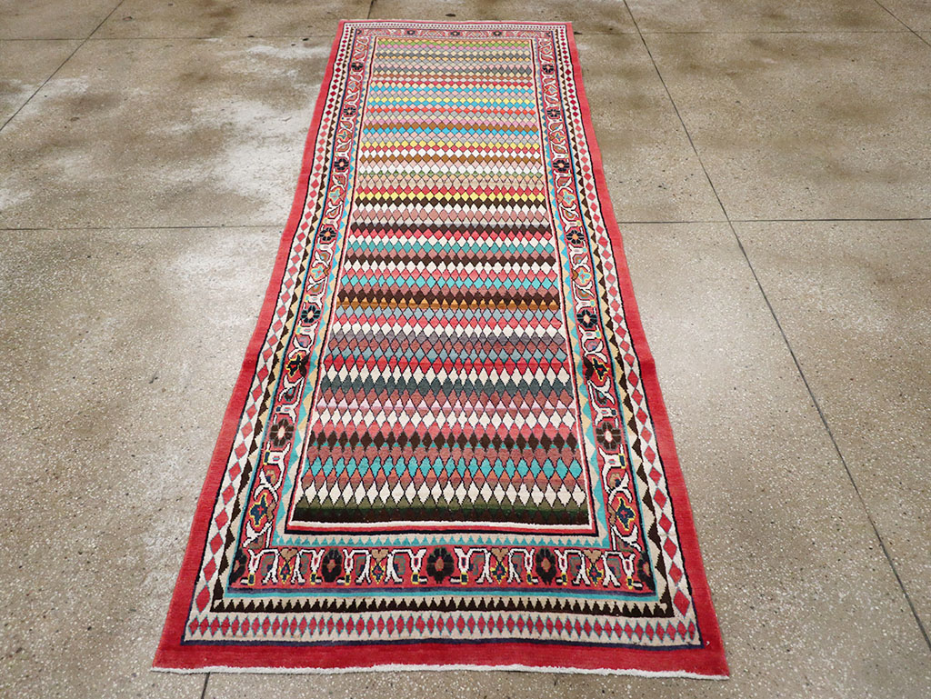 Vintage Persian Mahal Runner, No.26232 - Gss