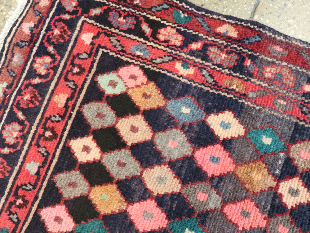 Vintage Persian Hamadan Rug, No.26261 - Gss