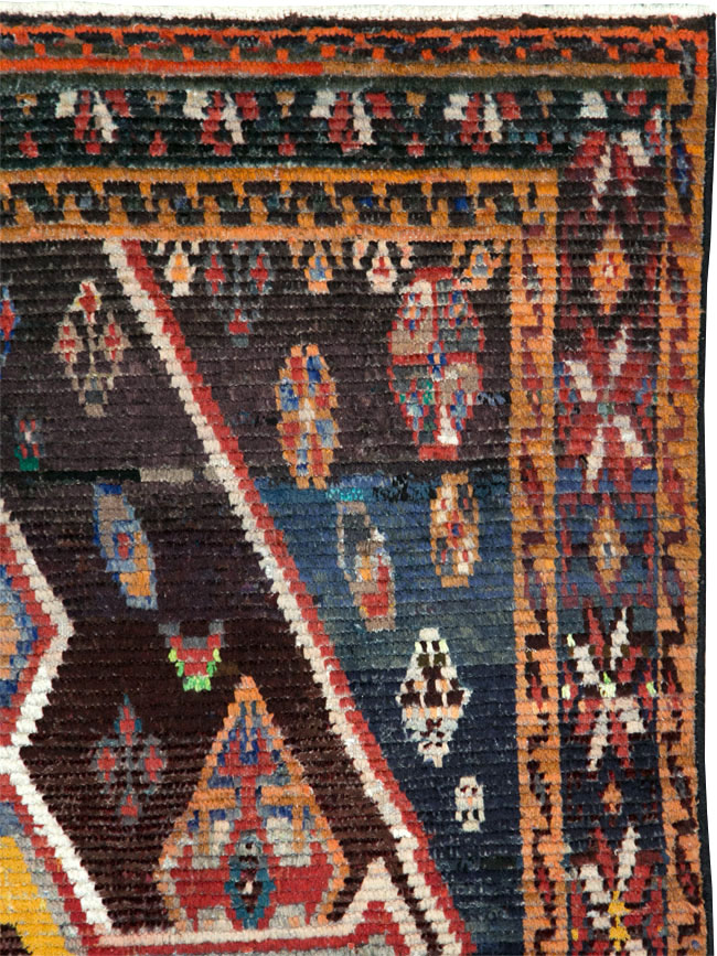 Vintage Persian Gabbeh Accent Rug, No.26269 - Gss