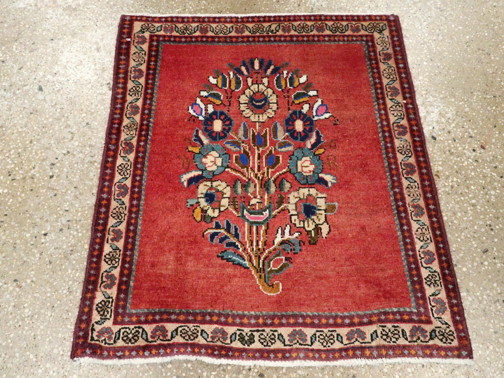 Vintage Persian Shiraz Rug, No.26274 - Gss